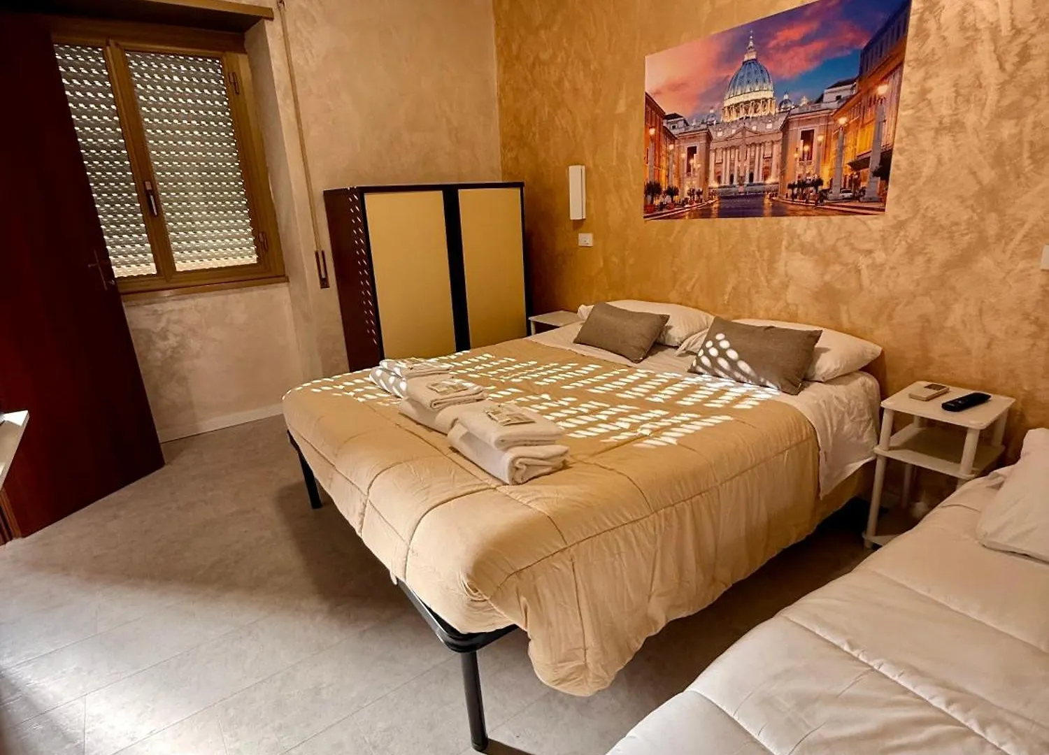 Cinecitta Rooms Haven Rome Bed & Breakfast